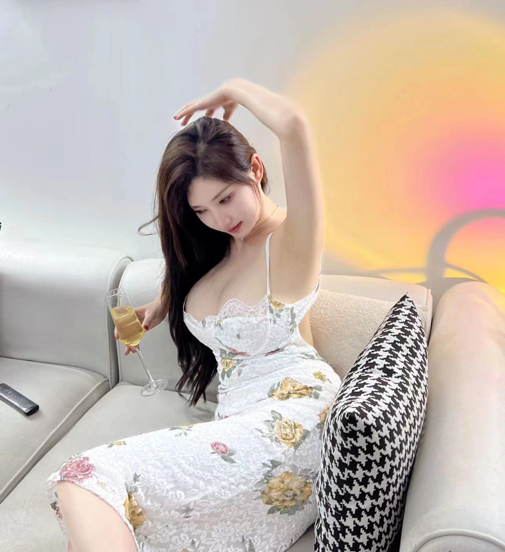 010.周妍希 – 与喵玩耍 0